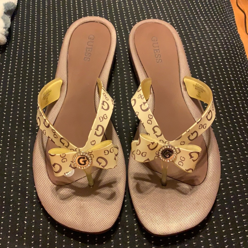Guess sandals